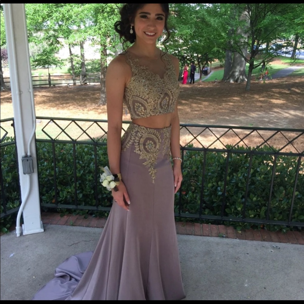 PROM DRESS